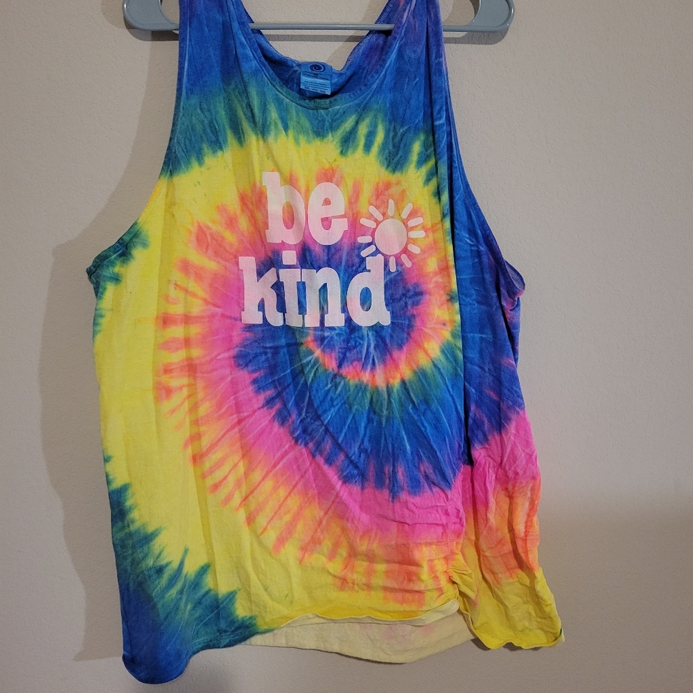 Unisex Be Kind tie dye tank